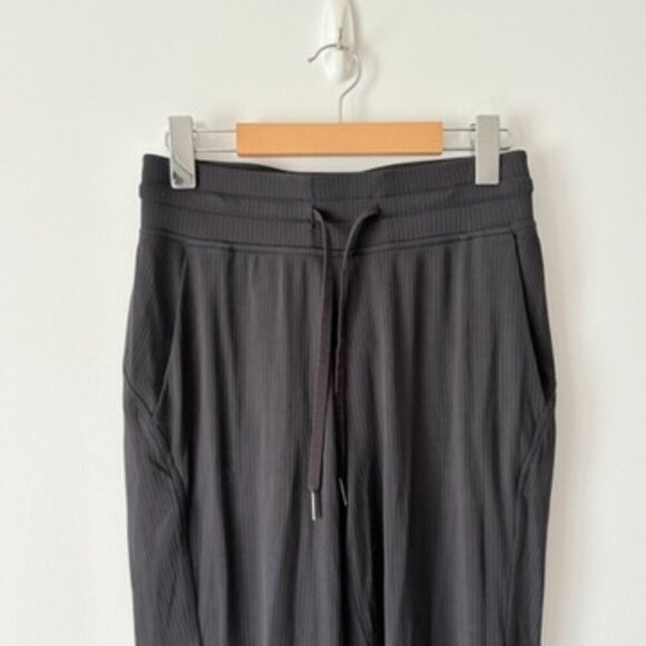 Lululemon Ready to Rulu Ribbed High-Rise Cropped Jogger Black Size 4 - Picture 6 of 7